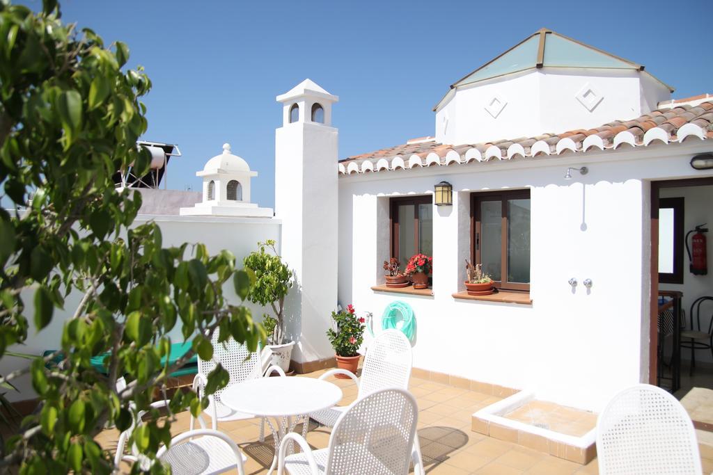 Easy Nerja Bronce Hotel Exterior photo